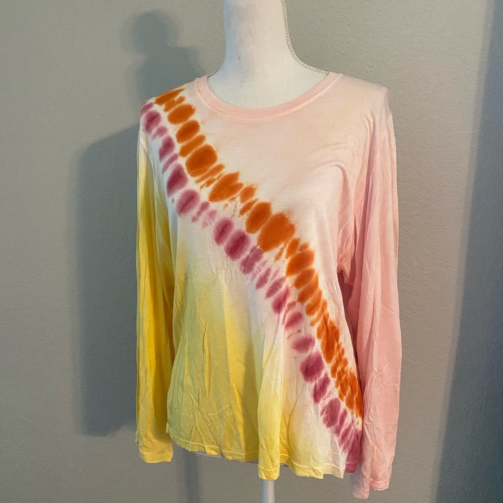 NWT Dreamsicle tie dye long sleeved shirt size small